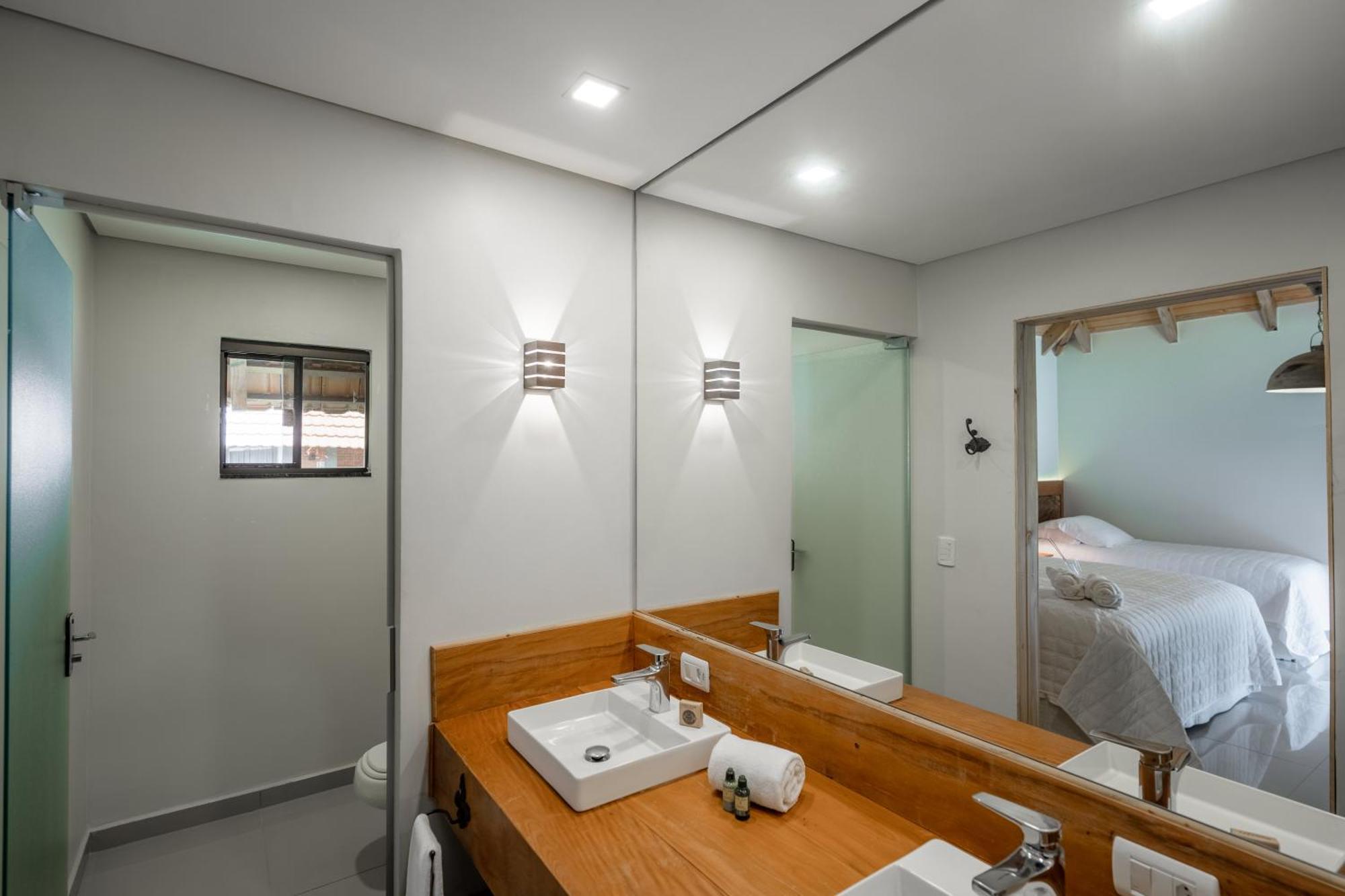 Vira Charme Resort Fernandes Pinheiro Экстерьер фото