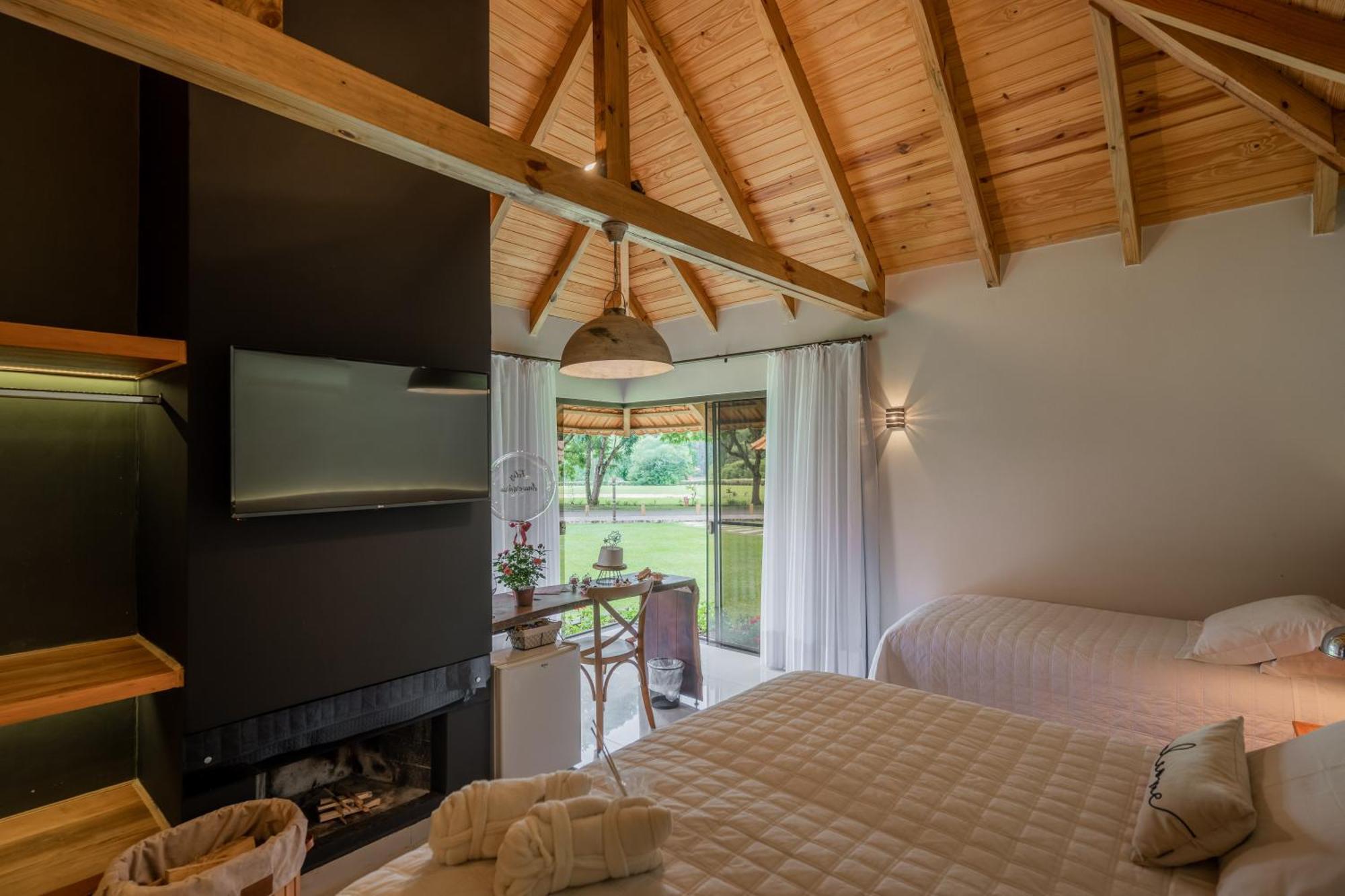 Vira Charme Resort Fernandes Pinheiro Экстерьер фото