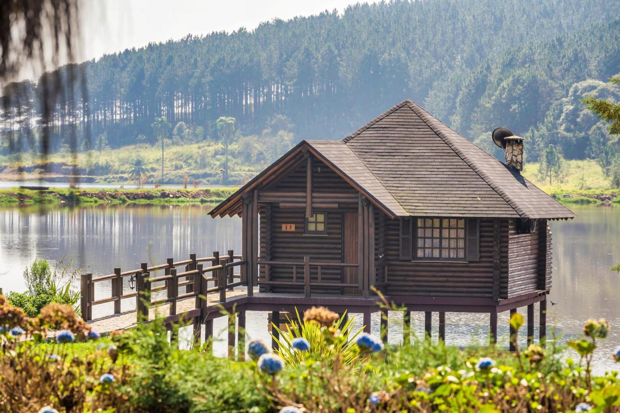 Vira Charme Resort Fernandes Pinheiro Экстерьер фото